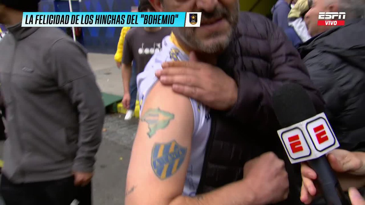 🇧🇷 VIAJÓ SOLO PARA VER AL BOHEMIO Momento imperdible para este hincha brasileño de Club Atlético Atlanta que fue especialmente a ver el duelo ante Gimnasia de Jujuy. ▶️ Mirá #ESPNFNacional en el Plan Premium de #DisneyPlus