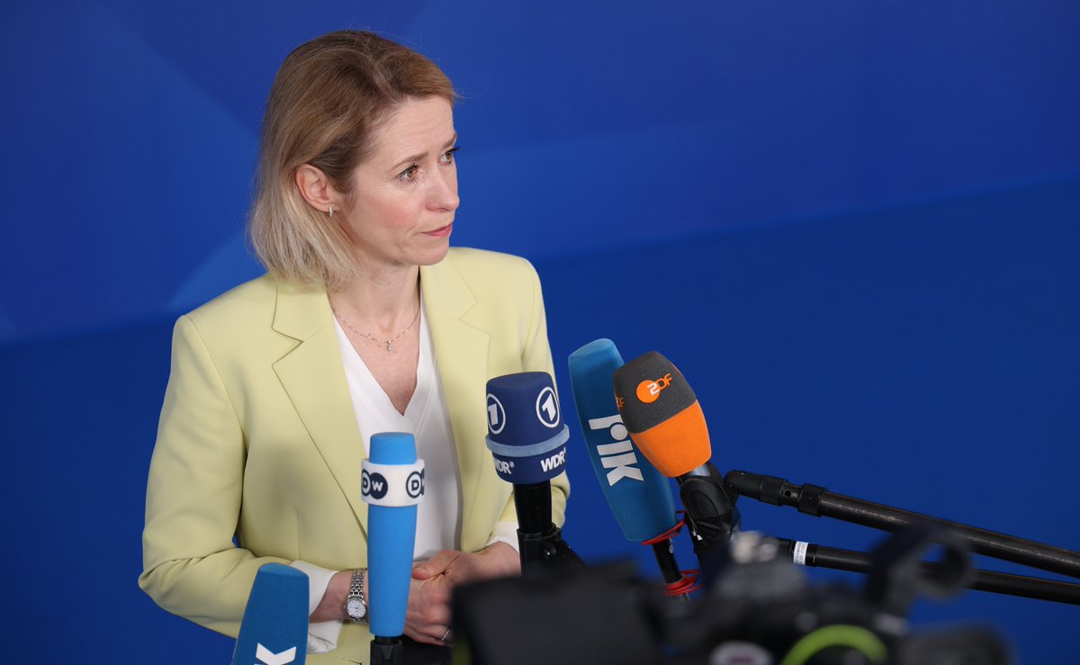 EU Defence Ministers are meeting today to discuss Europe’s security, from support for Ukraine to freedom of navigation in the Middle East. Ukraine is turning the tide of the war, and we are helping them, including by advancing the unblocking of €6.6 billion through the European Peace Facility. The Middle East does not need another escalation. All parties must return to the negotiating table. My press remarks ahead of today’s meeting of EU Defence Ministers ↓