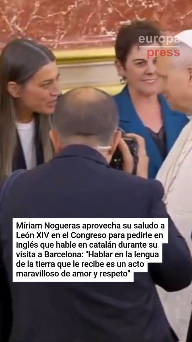 Míriam Nogueras (Junts) aprovecha su saludo a León XIV en el Congreso para pedirle en inglés que hable en catalán durante su visita a Barcelona: "Hablar en la lengua de la tierra que le recibe es un acto maravilloso de amor y respeto"