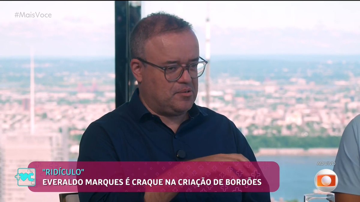 VOCÊ É RIDÍCULO, EVERALDO MARQUES!!!!! 🫂 o divo comenta com a gente no #MaisVocê de onde veio essa expressão icônica ✨ #CopaNaGlobo #AGenteJogaJunto #FutebolNaGlobo #TVGlobo