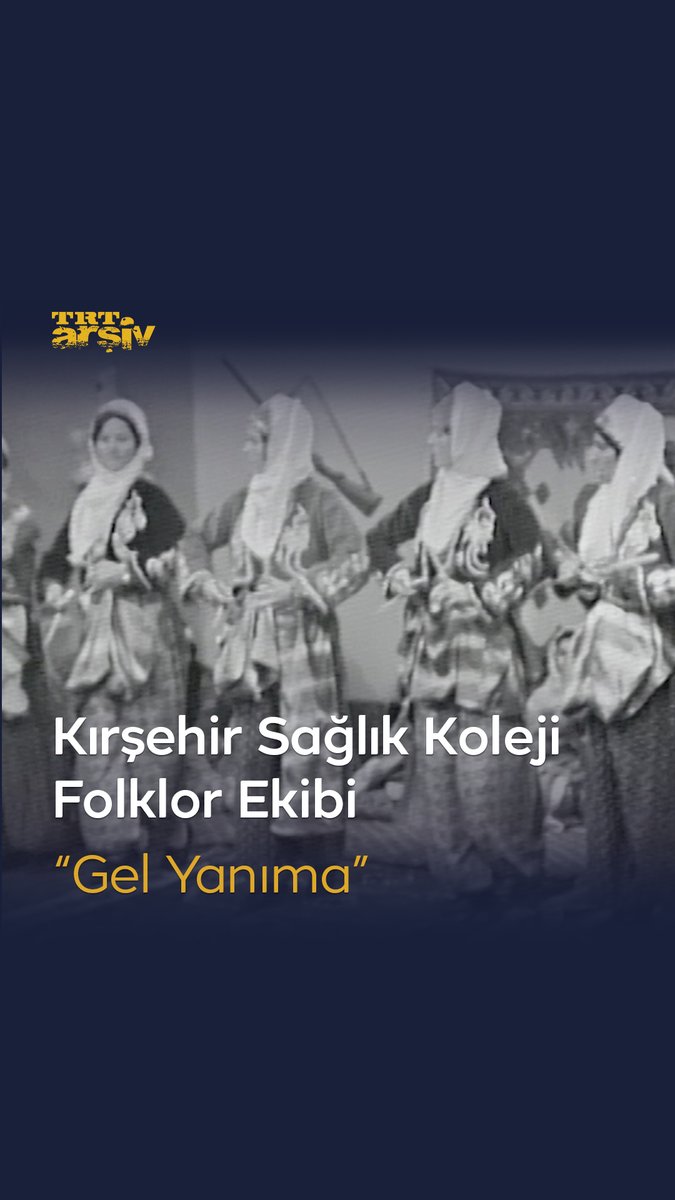 1978 yılına gidiyor ve Kırşehir Sağlık Koleji Folklor Ekibi’nin, keyifli performansını izliyoruz. 🕺