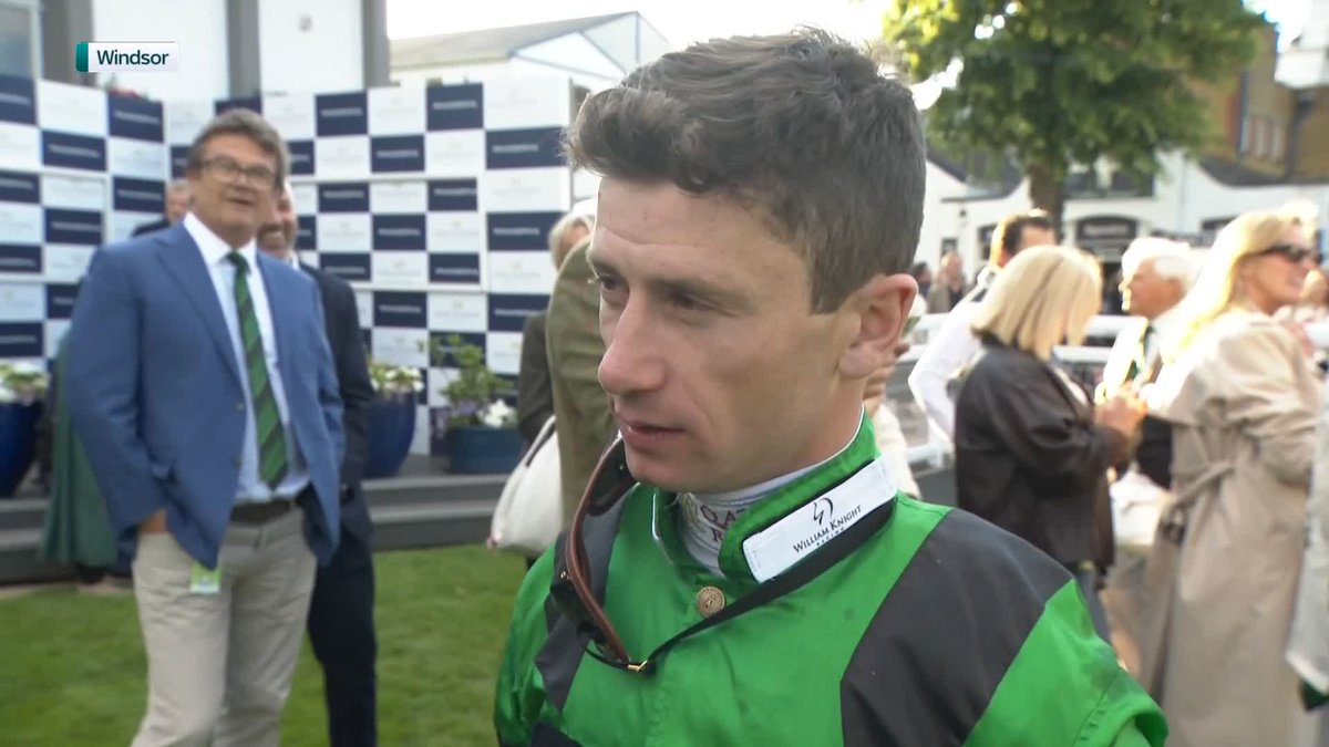 "That's an extraordinary question!" 😆 Oisín Murphy reacts to winning aboard Regal Envoy at Windsor Racecourse before Matt Chapman quizzed him on his challenge in the Jockeys' Championship...