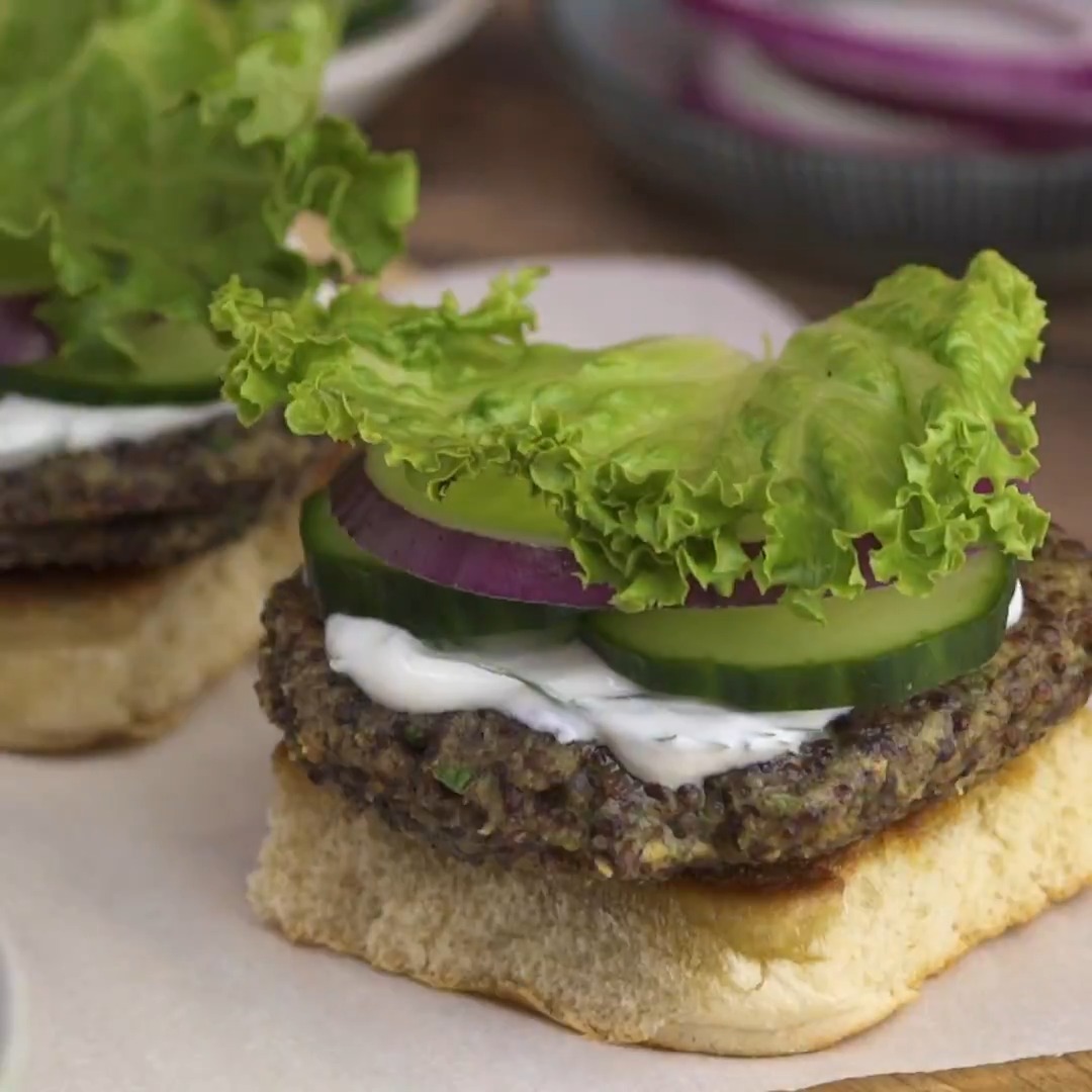 Yummy vegetarian sliders with a healthy, Mediterranean-inspired twist.