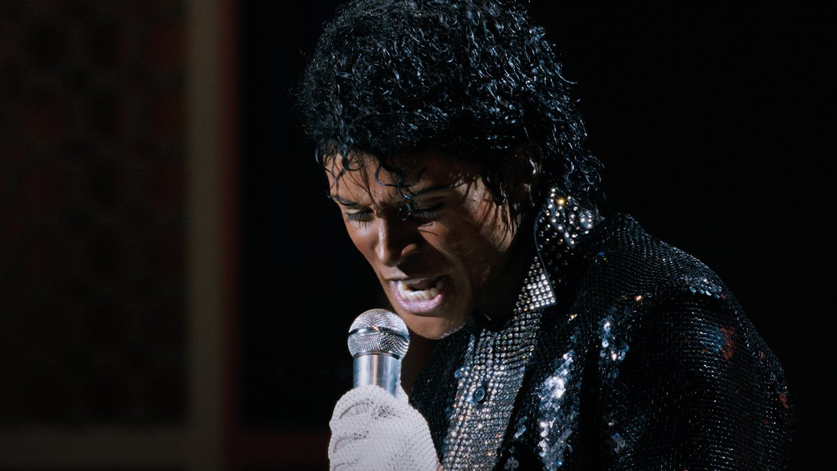 Michael has surpassed $900 million at the worldwide box office. The film is now the highest-grossing release in Lionsgate's history. 👑