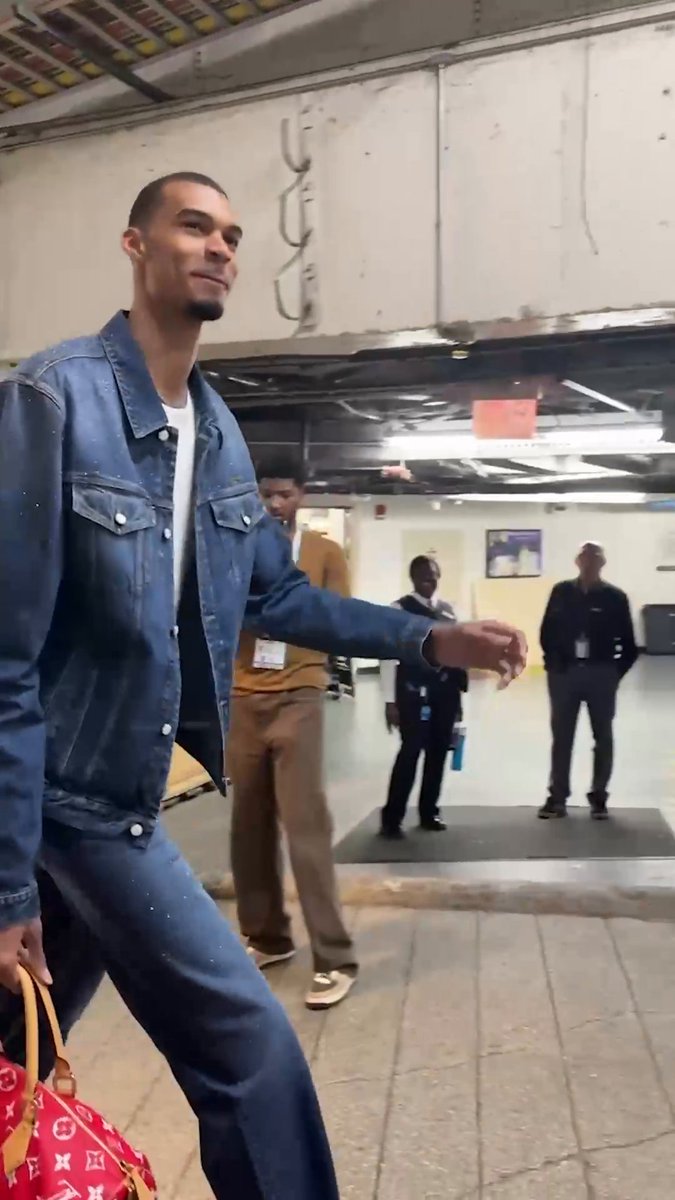 Wemby arrives looking for his first win of the NBA Finals at MSG 👽 Game 3 | 8:30 ET on ABC and the ESPN App 🍿