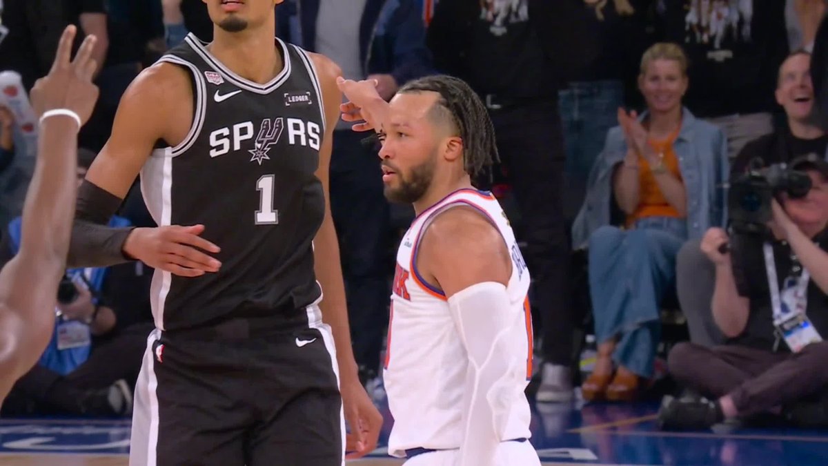 Jalen Brunson in The Garden. BANG 🔥