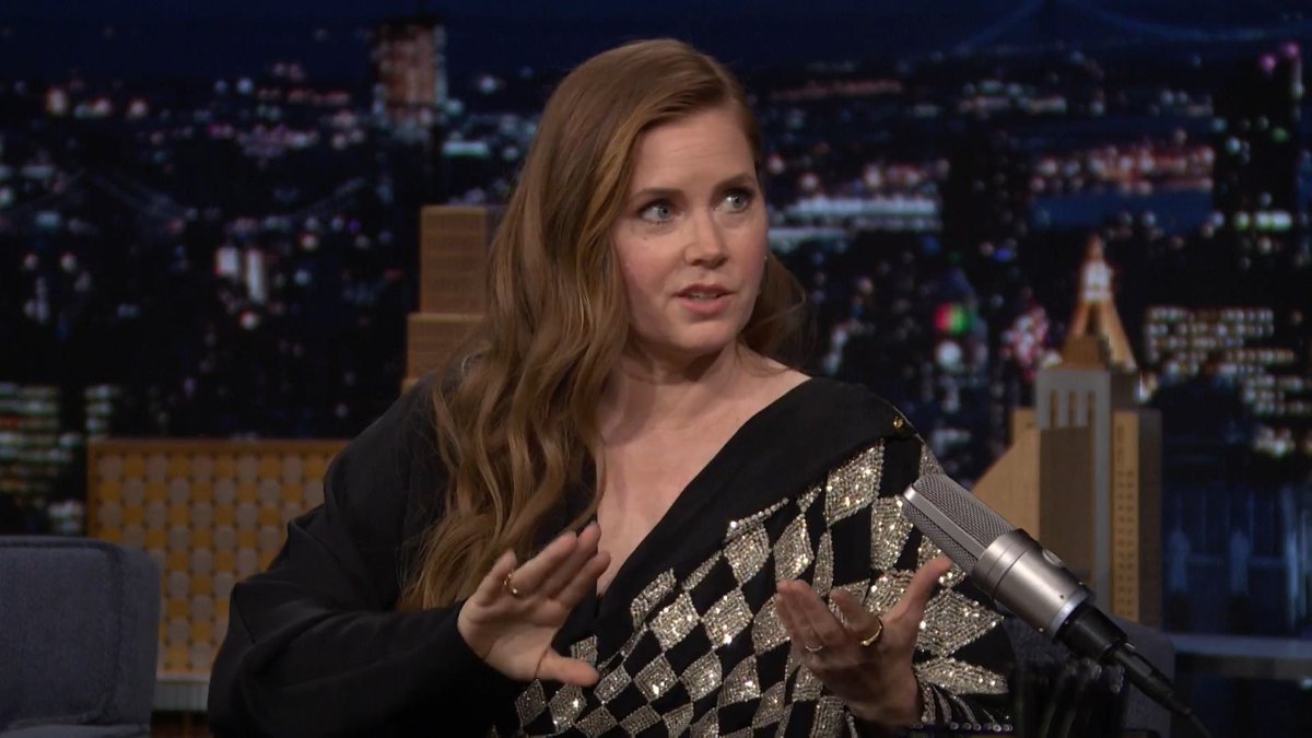 Amy Adams talks working with Steven Spielberg, Martin Scorsese, and Javier Bardem (Javier Bardem) in her new series Cape Fear! #FallonTonight