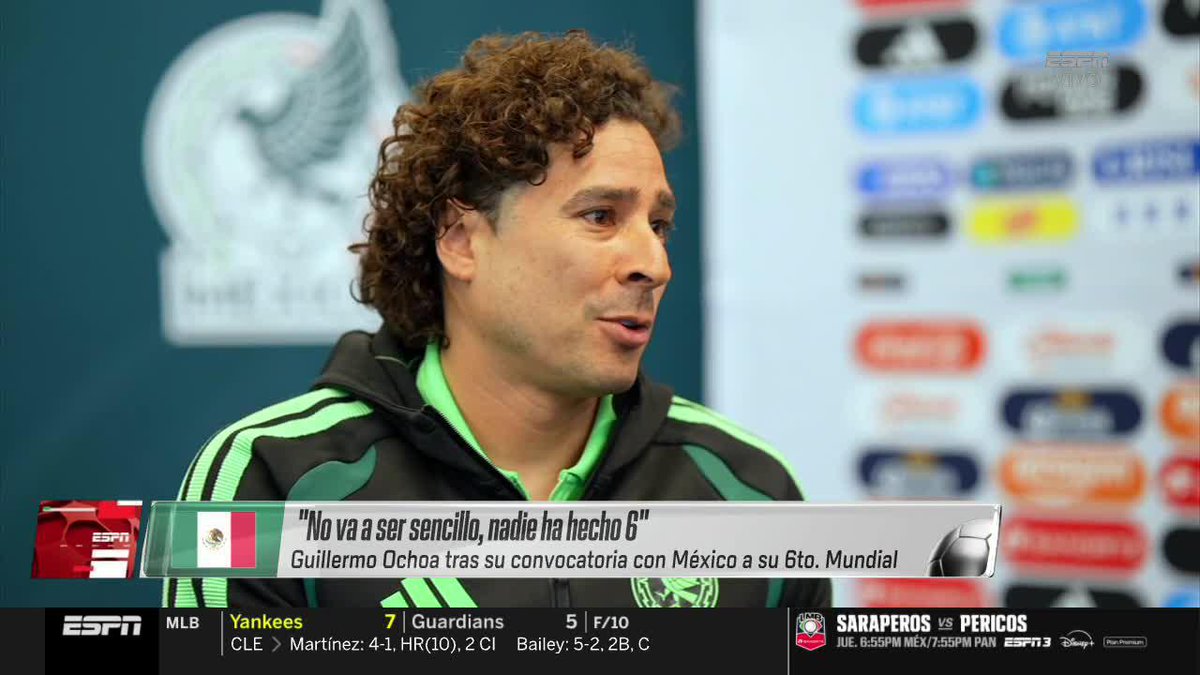 "YO TUVE QUE HABER JUGADO EN MI SEGUNDO MUNDIAL" 👀 🇲🇽 Guillermo Ochoa nos contó cómo fue su historia para poder cumplir su sueño. Disfruta del episodio completo de 'Desde el TRI' por #DisneyPlus Premium. 📺