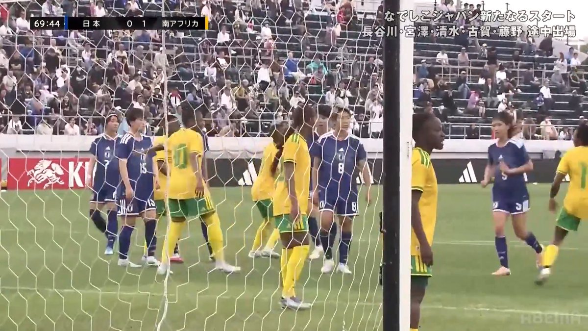 宮澤ひなたが狙い打つ！⚽️ コーナーキックから波状攻撃を仕掛けるも、相手の好守に阻まれる💨 🇯🇵#なでしこジャパン vs 南アフリカ🇿🇦 ABEMAにて無料生配信📱 #サッカー日本代表