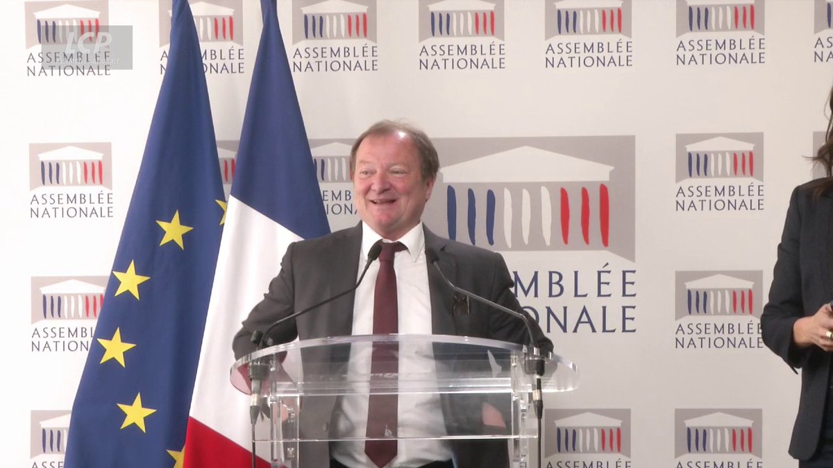 "Je suis allé saluer Jean-Luc Mélenchon à l'issue du meeting", explique le président des députés communistes Stephane Peu, qui reconnaît que le meeting de Saint-Denis organisé ce dimanche était "une démonstration de force"