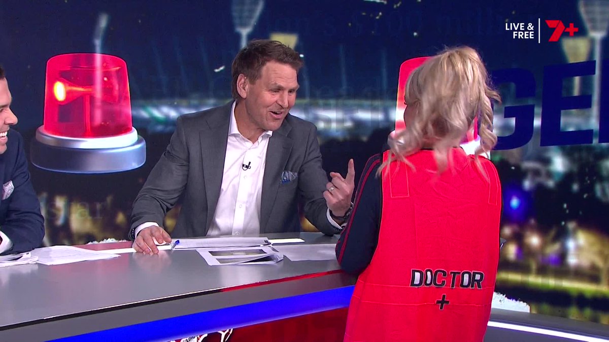 "STOP. I NEED A DOCTOR." Kane Cornes is sick of play stopping for players that are "just a little bit inconvenienced" 🛑