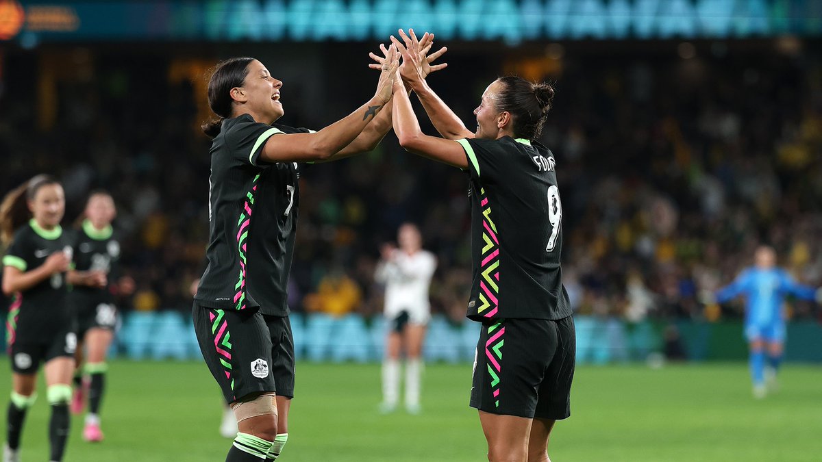 Foord scores in her 150th game! 💪 🎥: Paramount+ Australia #Matildas #AUSvMEX
