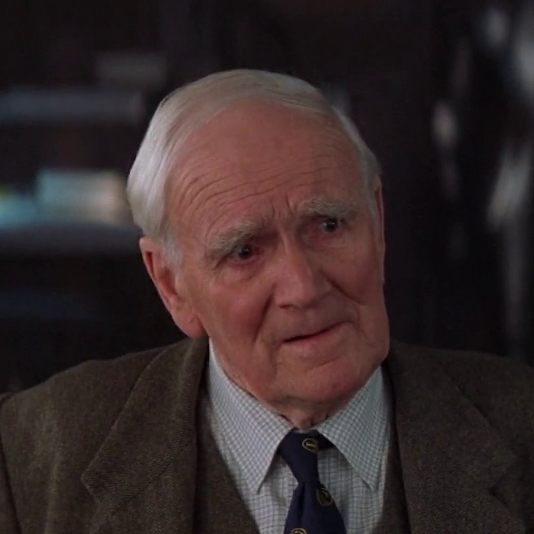 17 films but too many witticisms to count. On this day in 1999, Desmond Llewelyn filmed his final scenes as Q in THE WORLD IS NOT ENOUGH.