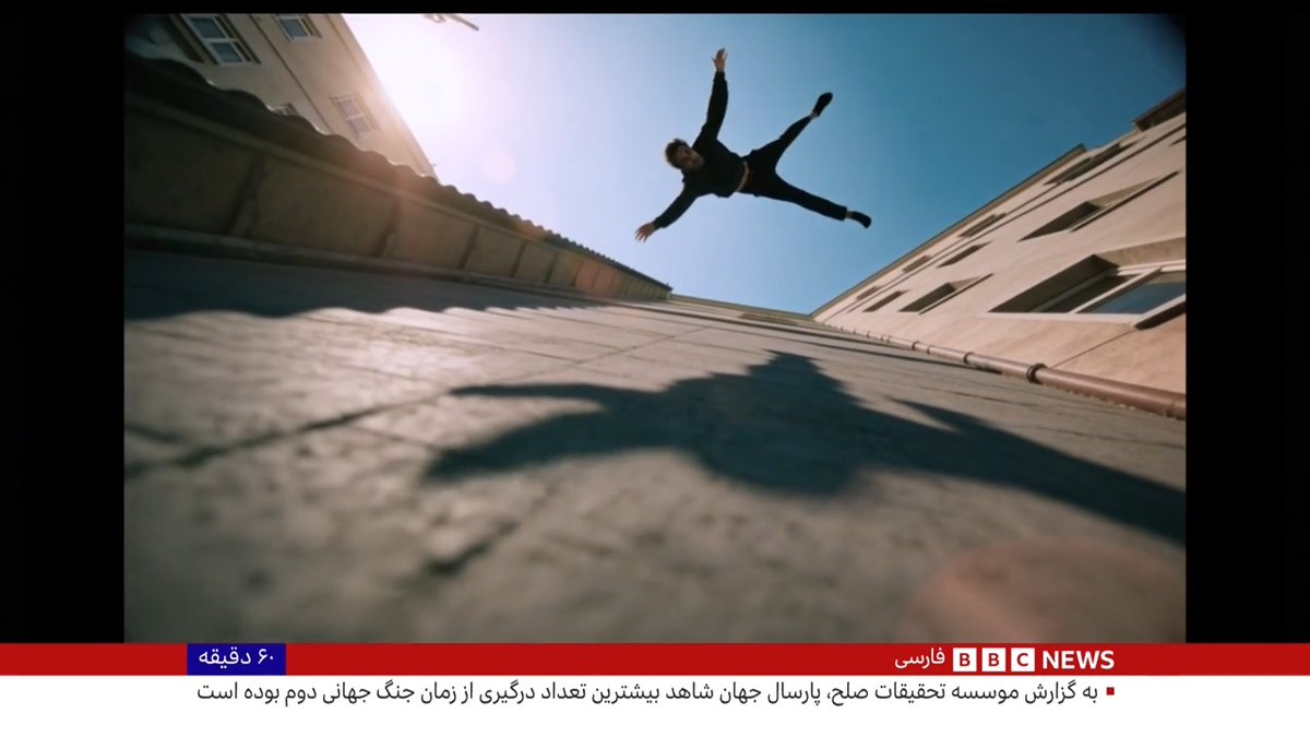 فیلم «رویای بنفشه‌ها»، الهام گرفته از حوادث داخل ایران نخستین اثر بلند اشکان کوشانژاد که کاملاً با هوش مصنوعی ساخته‌شده گفتگو با اشکان کوشانژاد، کارآفرین حوزه تکنولوژی و کارگردان فیلم رویای بنفشه‌ها