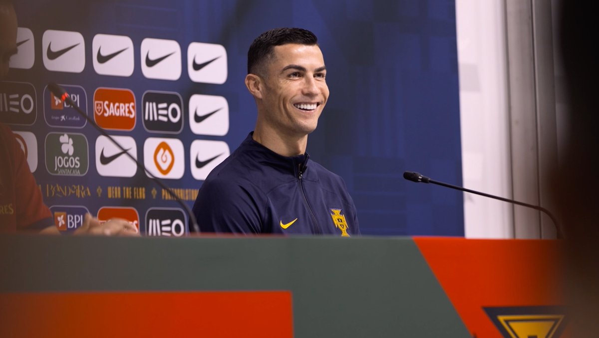 Cristiano Ronaldo at the 2022 World Cup: “I’d like to be the one to checkmate [Lionel Messi].” We could potentially see Messi and Ronaldo face off in the quarterfinals at the 2026 World Cup — what is likely their last chance to play against each other at a World Cup 👀🍿