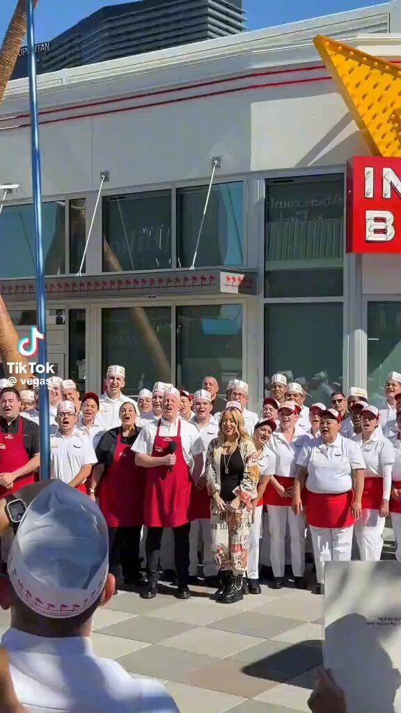 IN N OUT CEO attends grand opening of the largest IN N OUT in the world in Las Vegas !