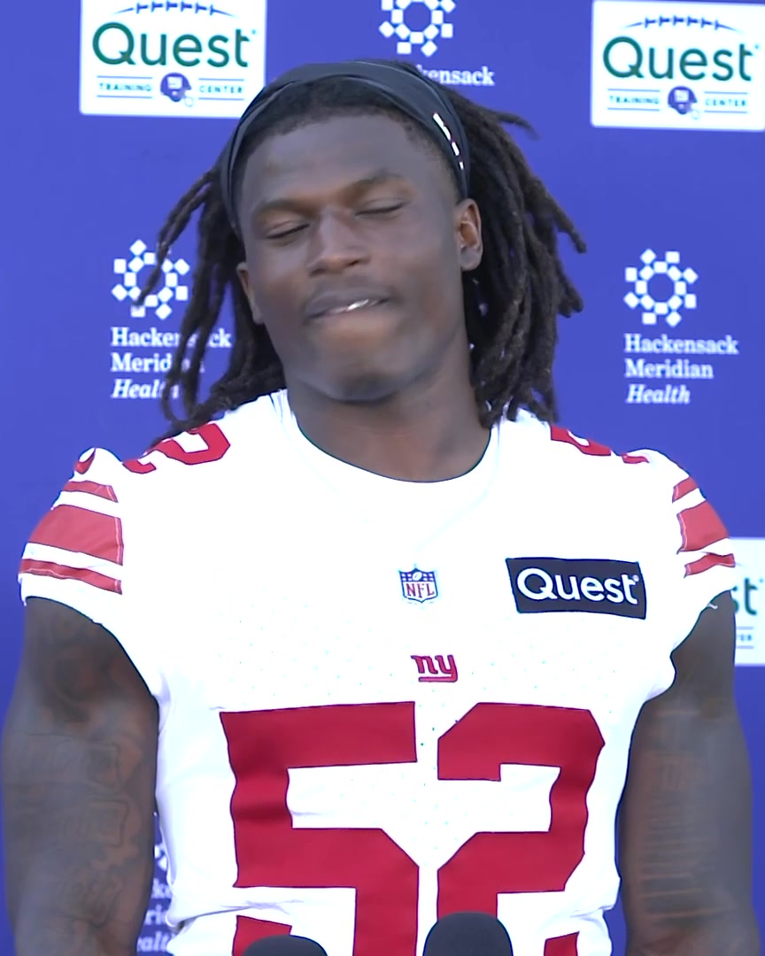 "He's been on me about communicating every play, so that's how we do every play, we're making sure we're talking to each other." Arvell Reese talks about working with Tremaine Edmunds on the Giants' defense: