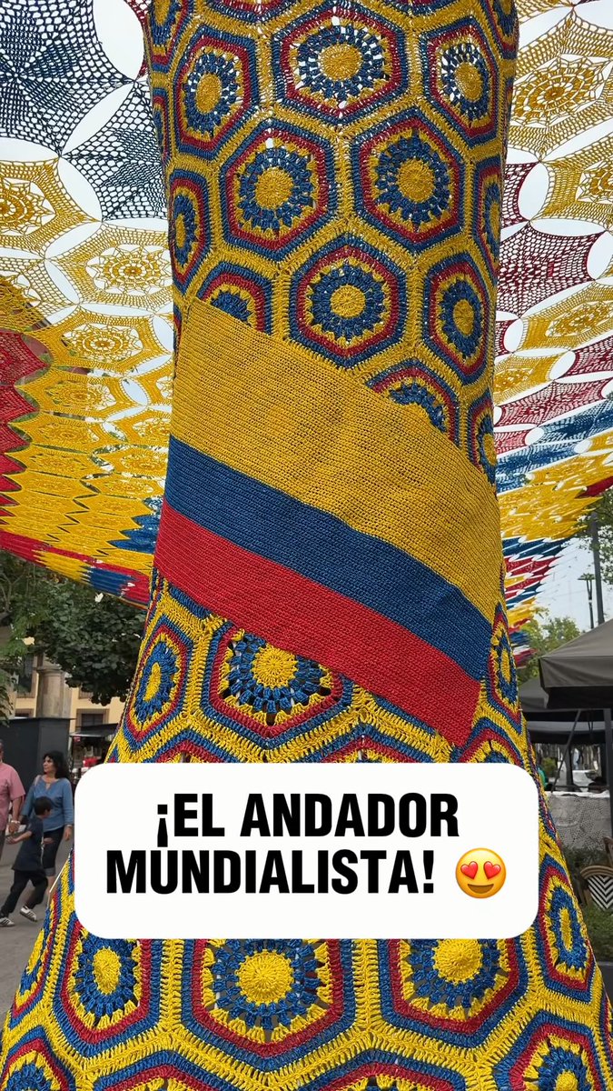 ¡SIMPLEMENTE ESPECTACULAR! 😍 Así luce el Andador 20 de Noviembre en Zapopan de cara a la Copa del Mundo ❤️ Bordados con los siete países que jugarán la justa en Guadalajara 🇲🇽 🇰🇷 🇨🇿 🇨🇴 🇨🇩 🇪🇸 🇺🇾