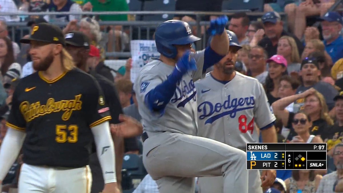 Max ties it!