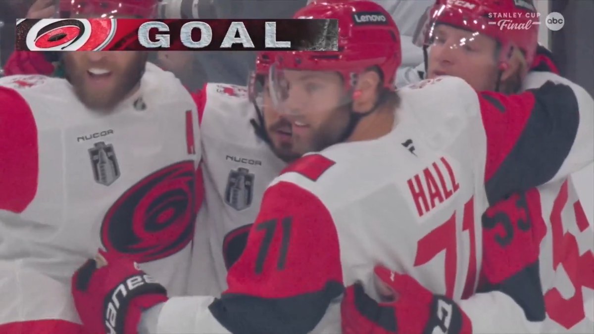 LOGAN STANKOVEN OPENS THE SCORING FOR THE @CANES JUST OVER A MINUTE IN! 📺: ABC, Sportsnet, &amp; TVA Sports