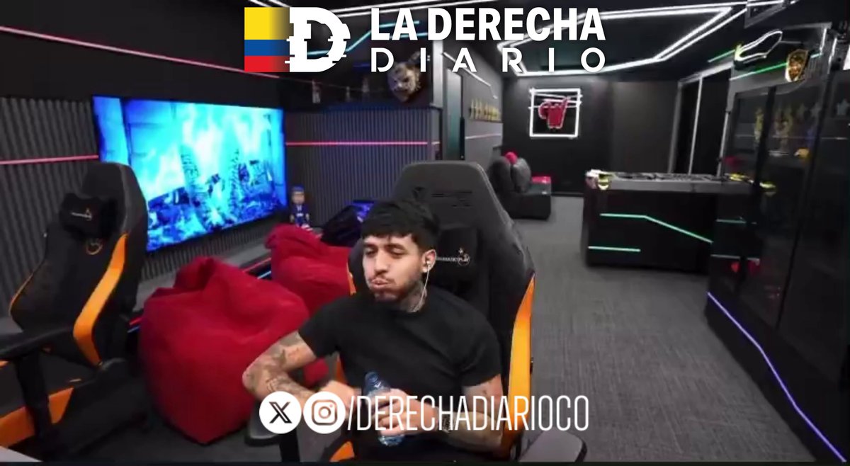 🚨🇨🇴🇻🇪 | BASADO: El streamer venezolano Samulx explotó contra el ignorante streamer colombiano Chanty en vivo, luego de que este saliera a lamerle las botas al comunista Iván Cepeda. “Yo sé lo que se sufrió en mi país. La gente que ustedes apoyan, el tipo que te gusta, son los que destruyeron mi país... ¿tú crees que yo voy a apoyar a gente que estuvo con Maduro, que apoyó a Chávez, que apoyó a un Fidel Castro, a dictadores? Jamás en la vida”.