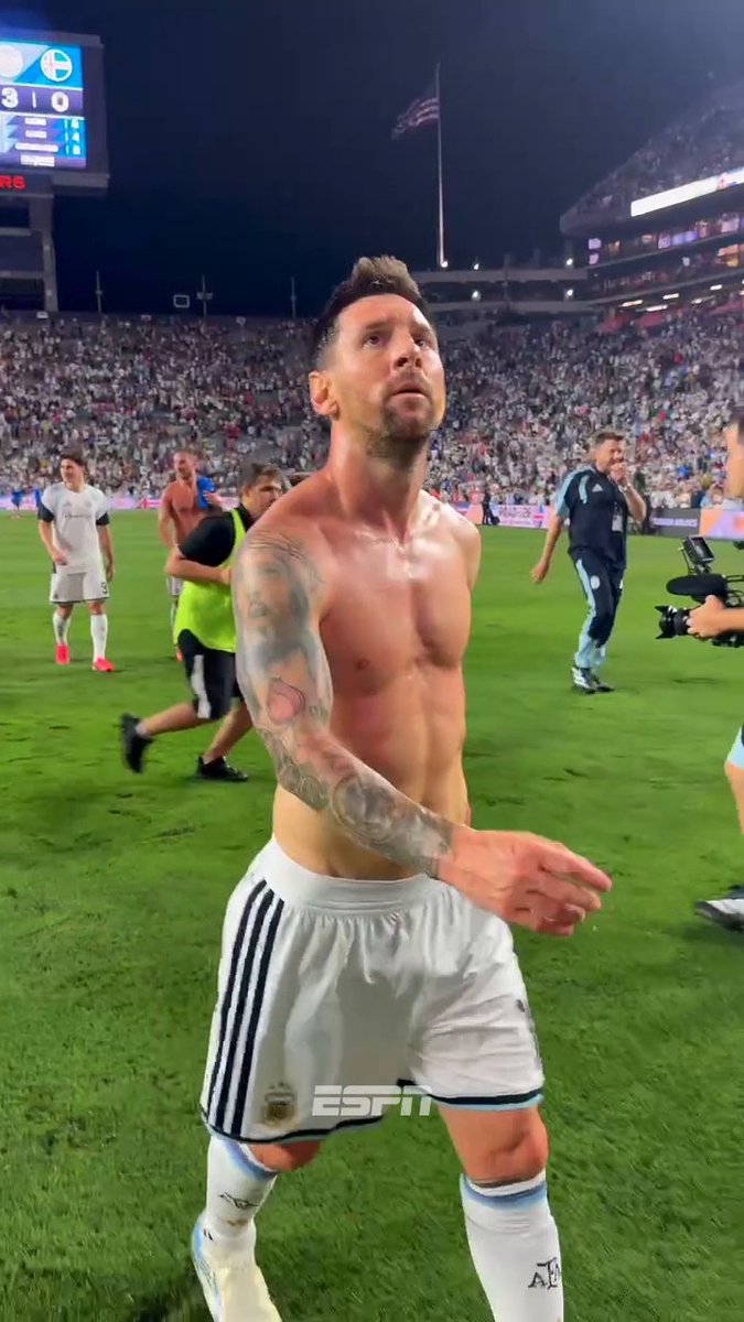 POV: You walk off the field with Messi 🔥 What a night in front of 88,043 at Auburn 🍿