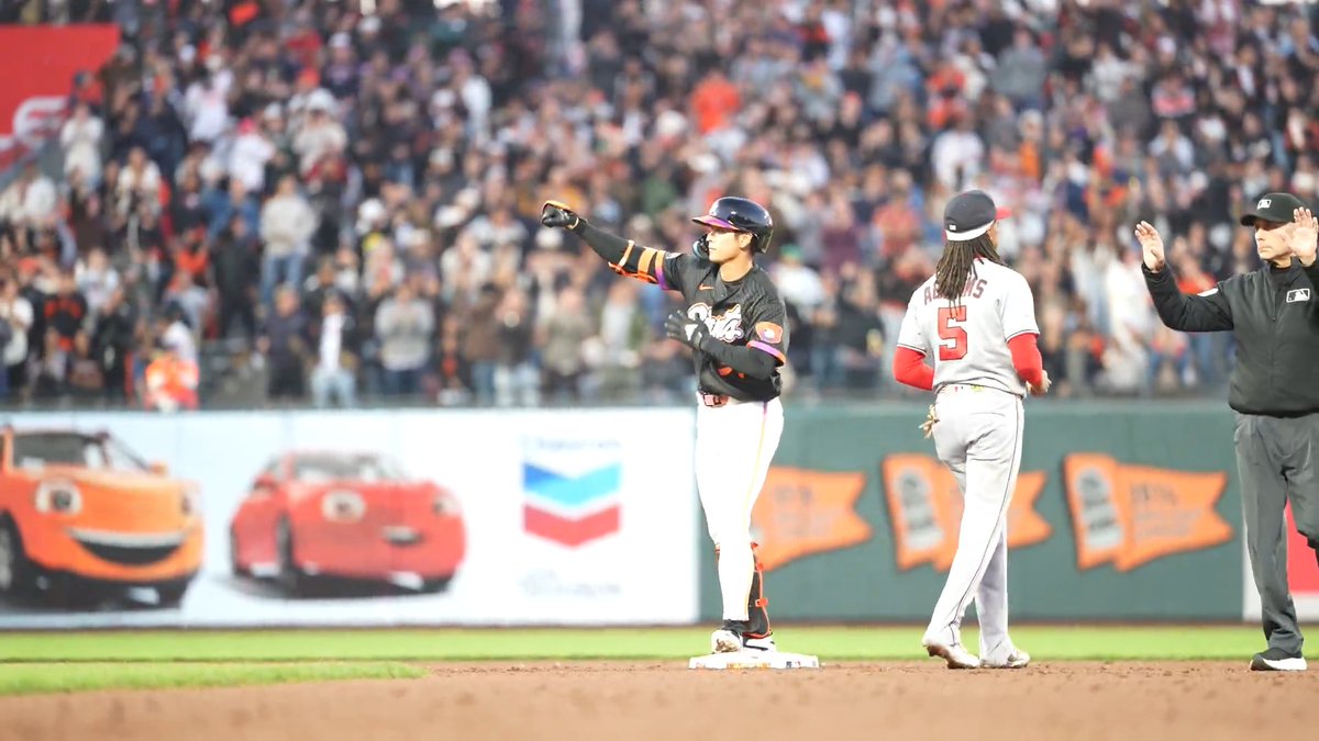 Jung Hoo Lee's batting average has improved from .263 to .338 during his 17-game hit streak 🔥