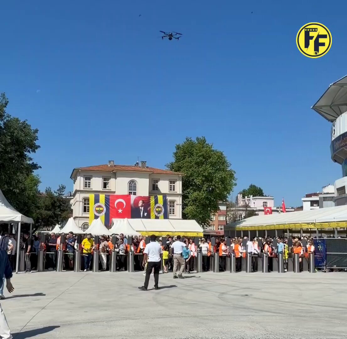 💥 Erman Toroğlu: "Galatasaray şampiyon oldu ama bütün kanallar bütün Türkiye Fenerbahçe'nin başkanlık seçimini konuştu hocam.. Herkes bir kez daha gördü ki Fenerbahçe bu ülkenin en büyük camiası."