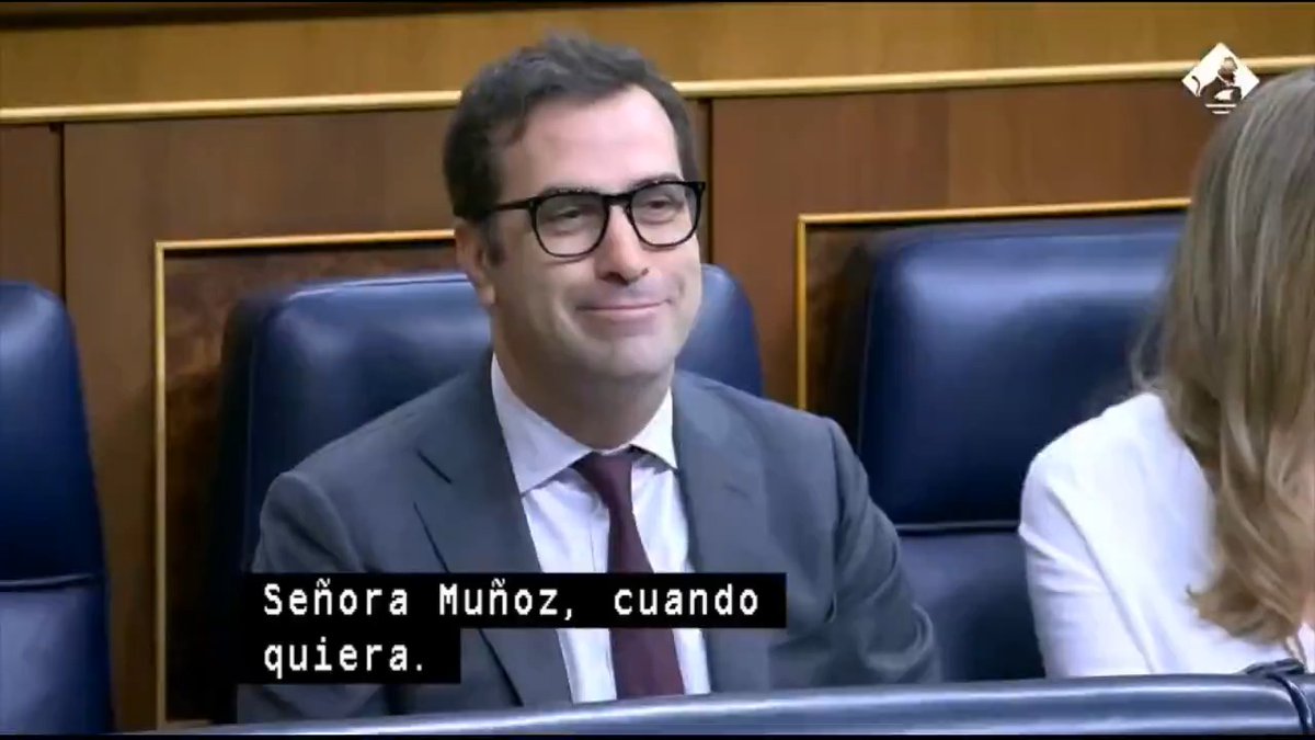 🟦 Ester Muñoz (PP): "Le veo esquivar la verdad, mentir por otros... A veces me da incluso lástima" 🟥 Carlos Cuerpo: "Le agradezco la preocupación por mi persona, pero esté tranquila, que yo estoy muy bien"