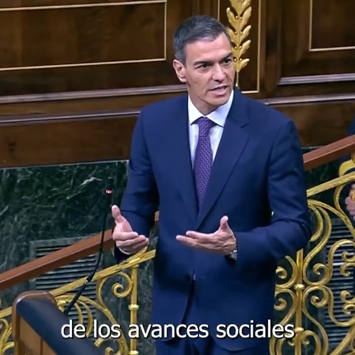 Este Gobierno va a seguir trabajando para que España avance, por mucho que le moleste a las élites. A todas esos intereses que tienen sus terminales en el PP y en Vox les digo que al Gobierno se llega con los votos de la gente y no con los atajos que intentan encontrar.