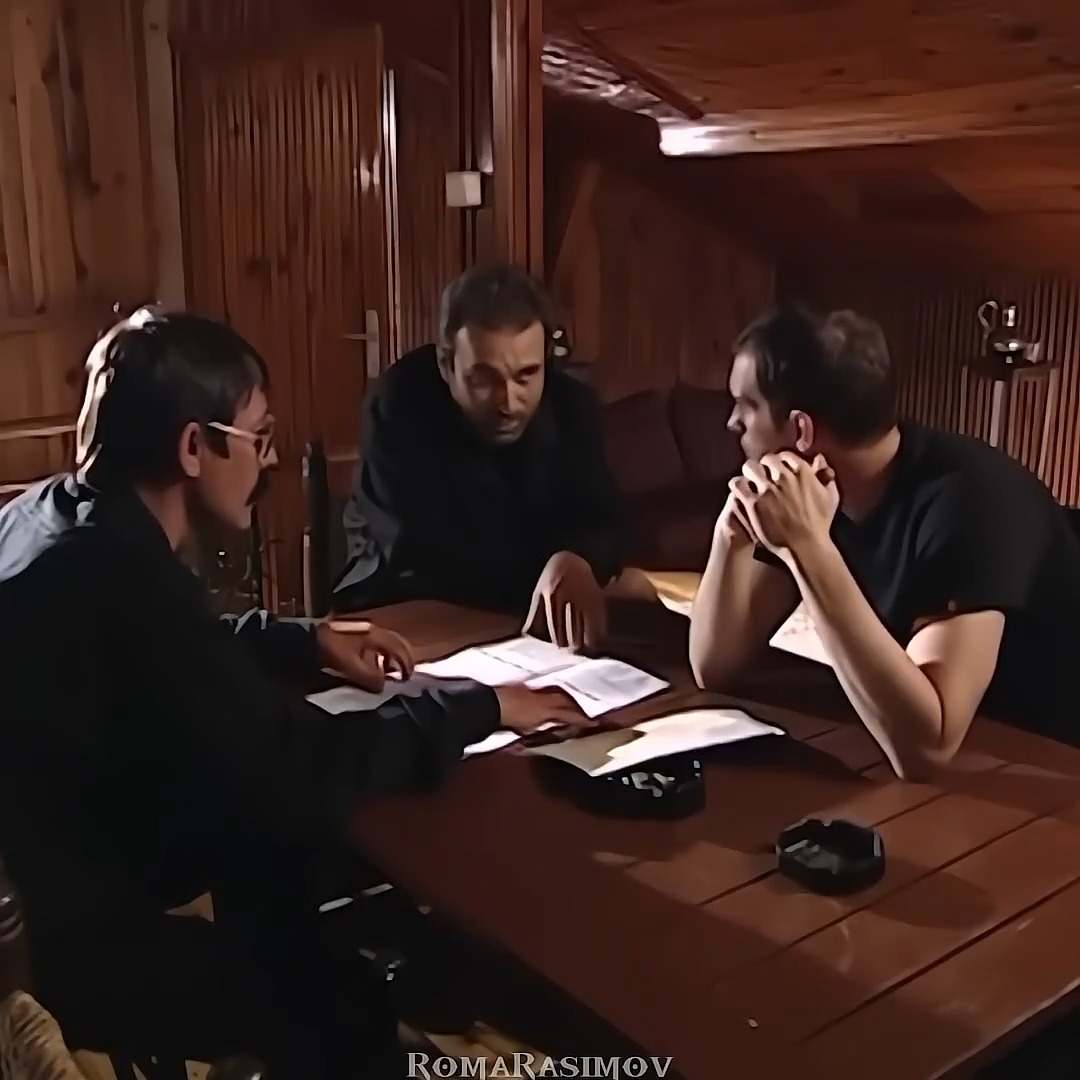 Pala ve ekibinin diziye kattığı hava gerçekten bambaşkaydı. Bu üçlünün kesinlikle bir sinema filmi çekilmeliydi..