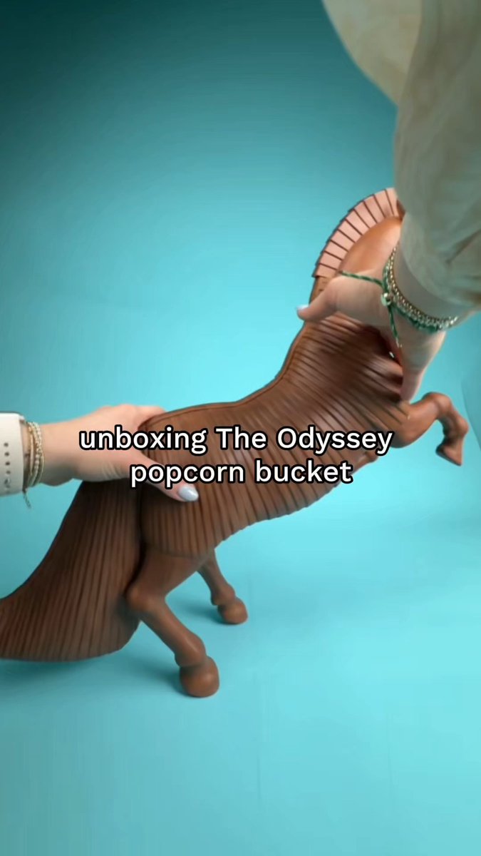 The moment you've all been waiting for... The Odyssey popcorn bucket reveal! 🐴