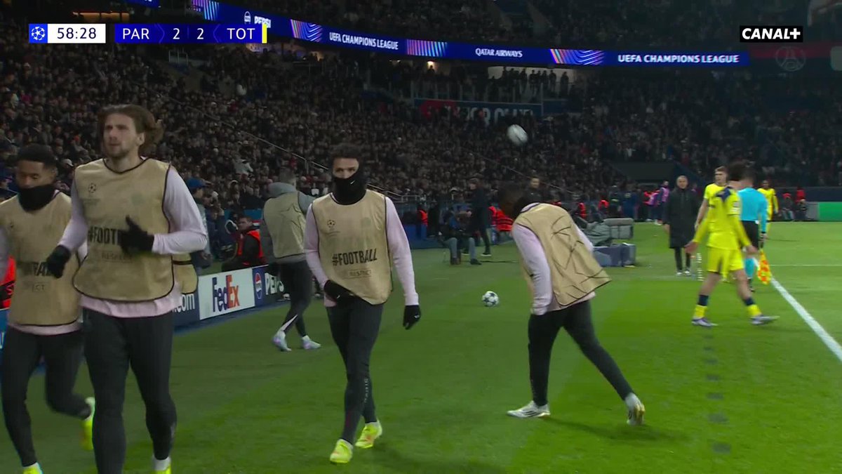 Je me demande encore comment Neves a eu la vision sur cette passe J’ai tellement crié sur ce but