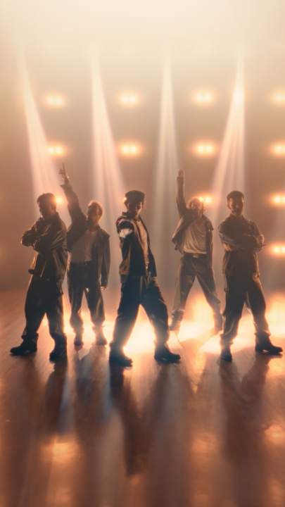 Welcome to 1995! #BackToThe90s with the Elevator Boys is coming soon to Prime Video.
