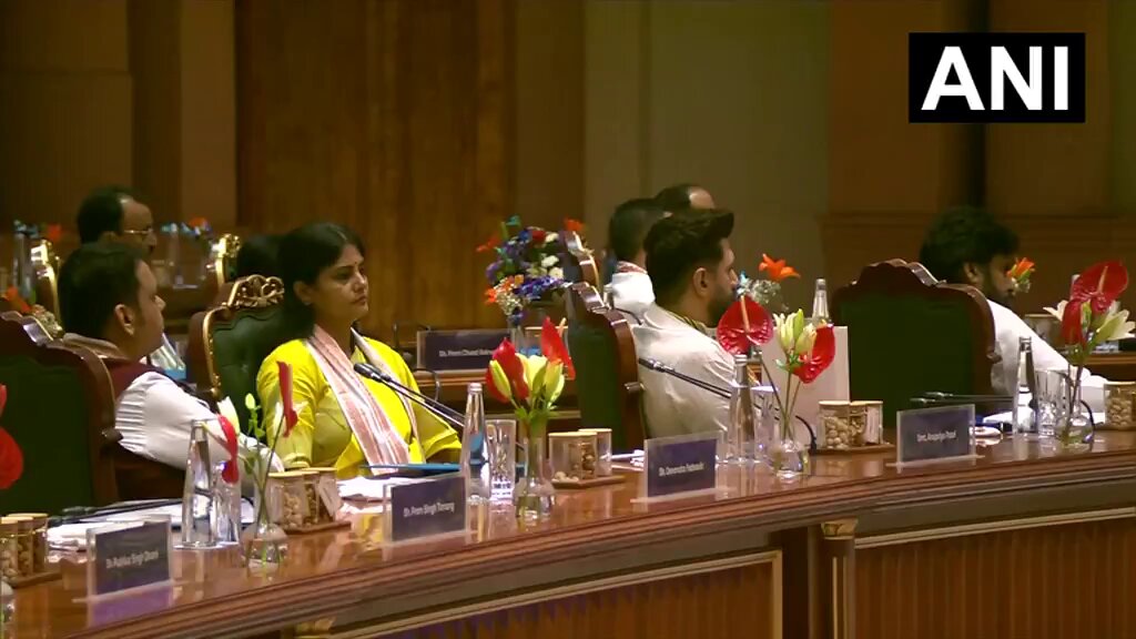 PM Narendra Modi: "The so-called 'Hindu Growth Rate' should actually have been called the 'Congress Growth Rate'." — Said Congress fostered a mindset that rapid development was impossible in India and unfairly attached the stigma of slow growth to the country's Hindu majority.