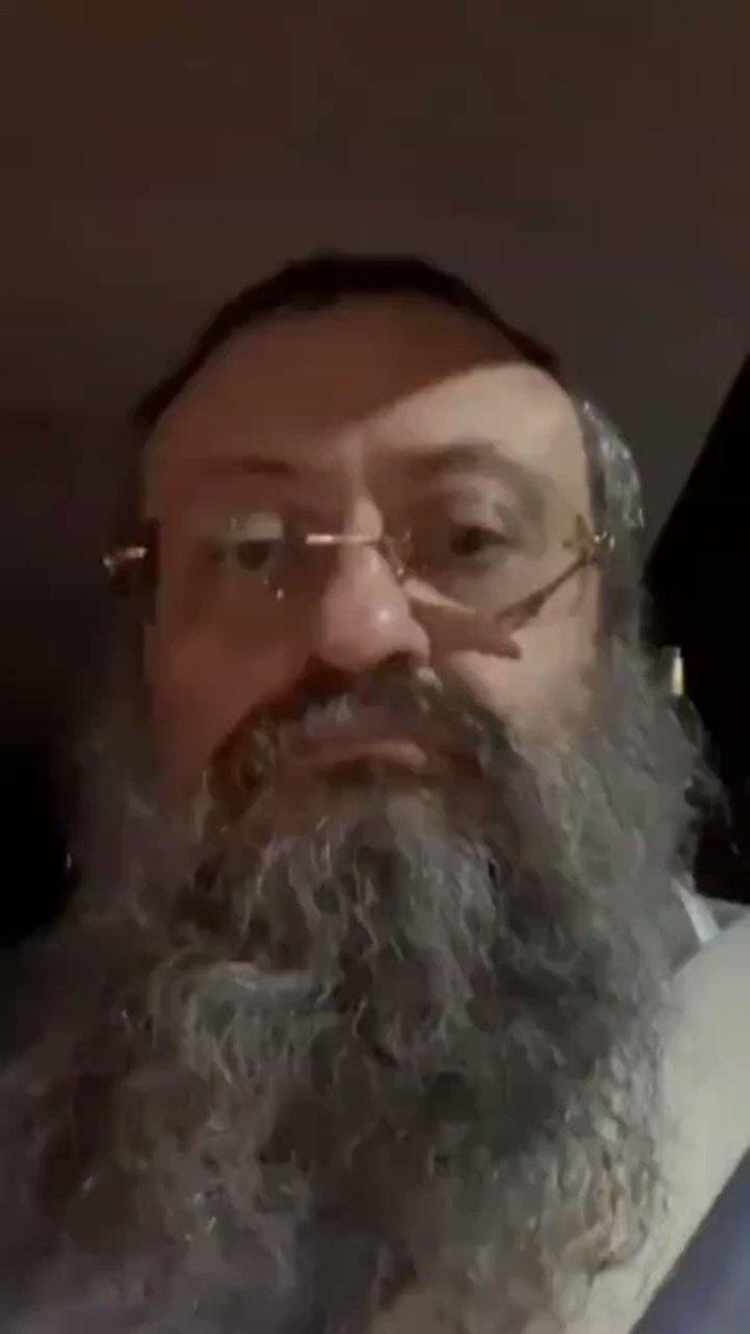 ضياء عوضي جديد في امريكا توقع الاغتيال يقف ضد المنظومة الطبية يحارب اللقاحات ويحذر منها دكتور وطني أمريكي حر