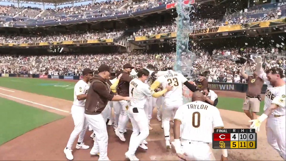 FERNANDO TATIS JR. WALK-OFF HOME RUN 😤