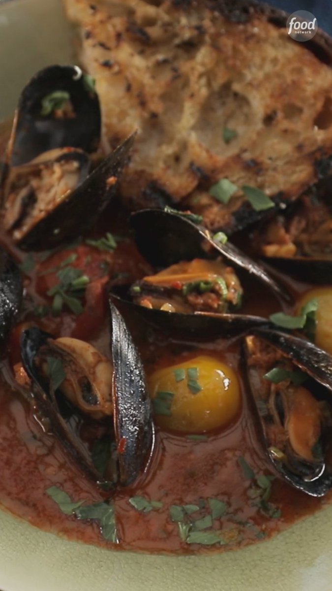.Brooke Williamson amps UP the flavor in her steamed mussels by cooking them with harissa, garlic and chorizo 😮💨💯 Don't miss Brooke on a new episode of #BBQBrawl Monday at 9|8c! Get the recipe: