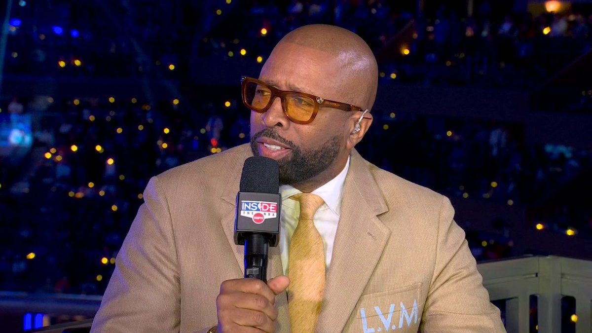 "This young man set the tone of the game." —Kenny Smith on Stephon Castle's two-way performace in the first half of Game 4 🏀