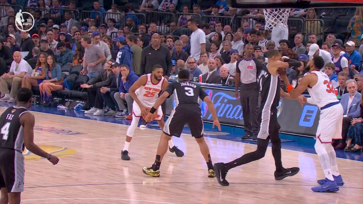 Victor Wembanyama was assessed a flagrant 1 on this play with Karl-Anthony Towns.