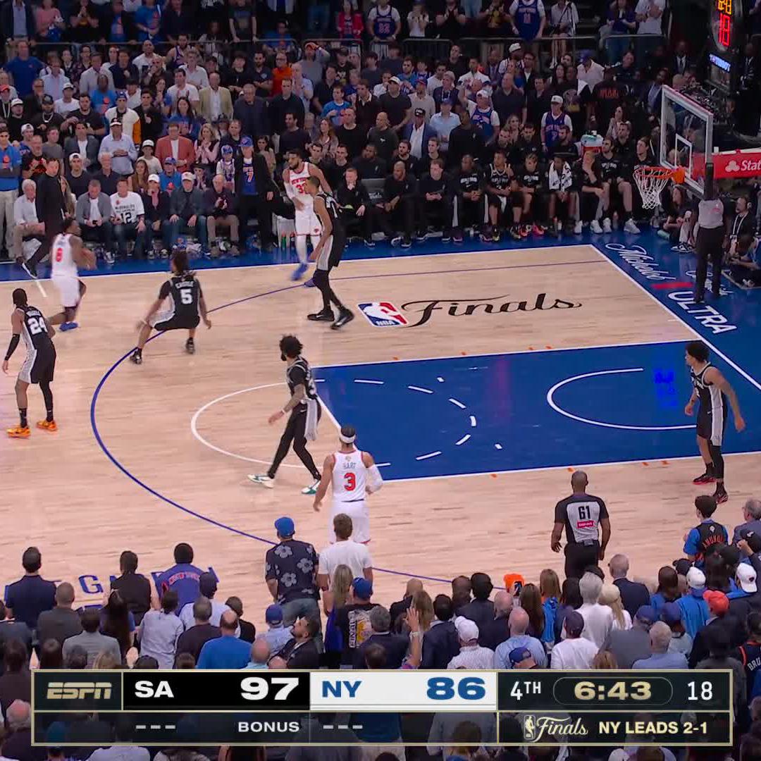 karl-anthony towns in the fourth quarter 😳