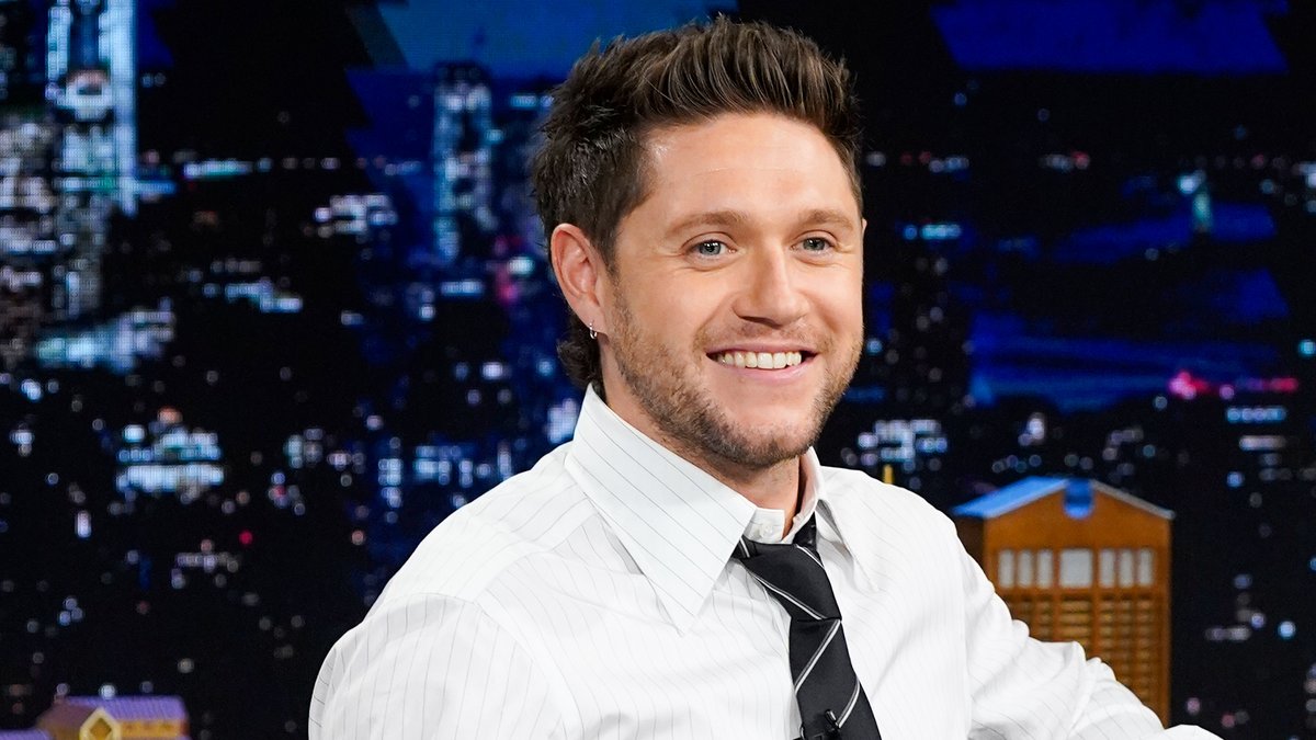 .Niall Horan sang parts of One Directionโs โSteal My Girlโ at his Wembley Stadium show that he had never sung before ๐ #FallonTonight