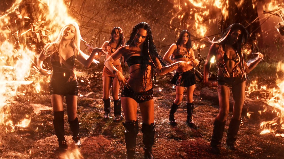 #LE_SSERAFIM, #ILLIT & #KATSEYE's lit #ICONICBYMISTAKE MV is trending at No. 1 Worldwide on YouTube!💪🆕🔥📽️💥1⃣🌎👑👑👑❤️🔥 WATCH NOW: