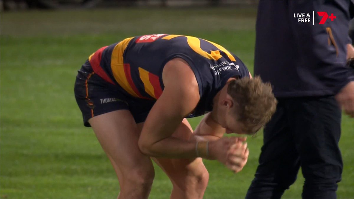 "It was a moment I really felt like I wanted him (Jaryd) there for." 💔 Jordan Dawson sits down with Hamish McLachlan pre-game 👇