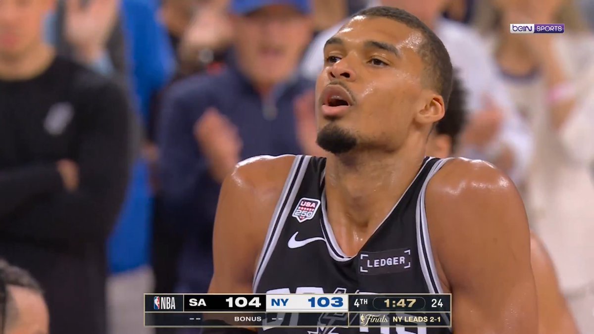 🤯 La fin de match du Game 4 entre les Knicks et les Spurs est tout simplement HISTORIQUE ! Il faut la revoir pour y croire...