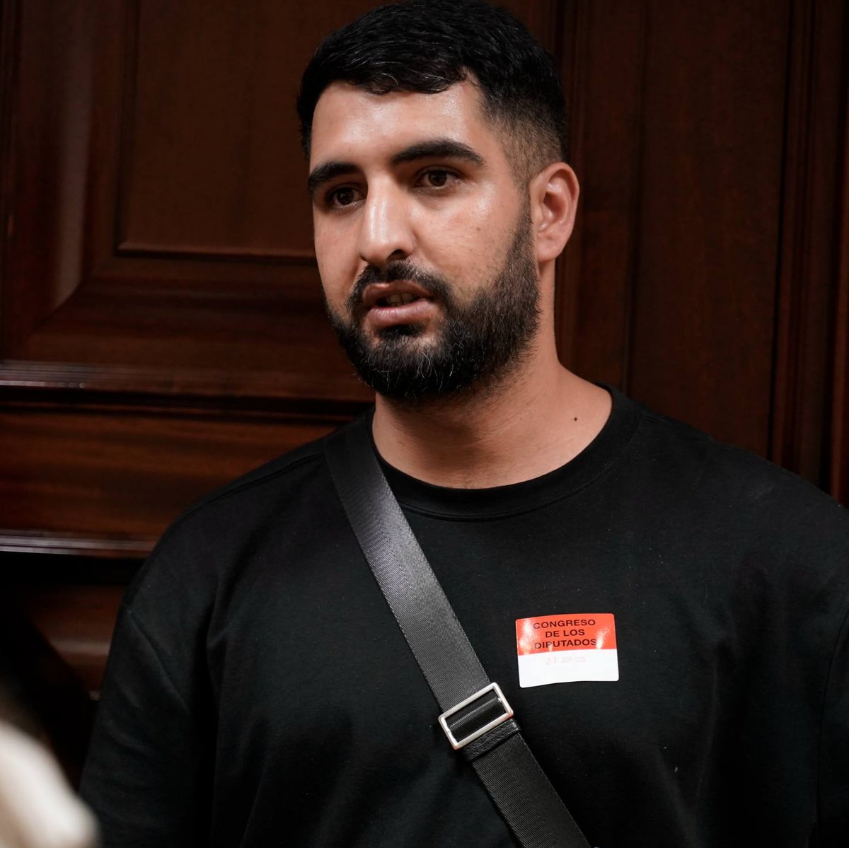 Este es Nasser, el hermano de Haitam, un joven asesinado por la policía en Torremolinos, Málaga. Una jueza archivó el caso sin ni siquiera tomar declaración a los autores. Hoy nos hemos reunido con su familia. El asesinato de Haitam no puede quedar en la impunidad.