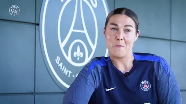 🎙️ "I'm leaving with my heart full" Mary Earps will leave PSG Féminines this summer She looks back on her Rouge et Bleu journey ⬇️🔴🔵