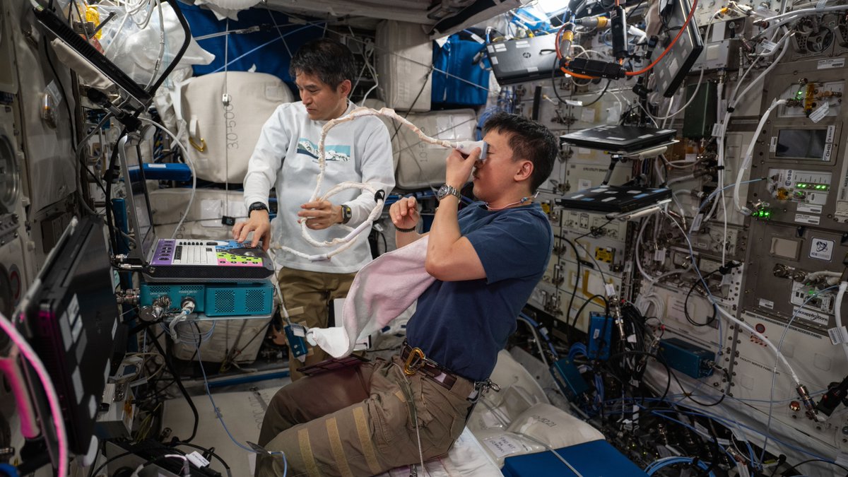 Did you know astronauts' eyes & brains can change in space? 👀🧠 A new study is taking a closer look at these changes, why they happen, & how long they may persist after returning to Earth. Learn how this will help keep spacefarers healthy on missions to the Moon & Mars!