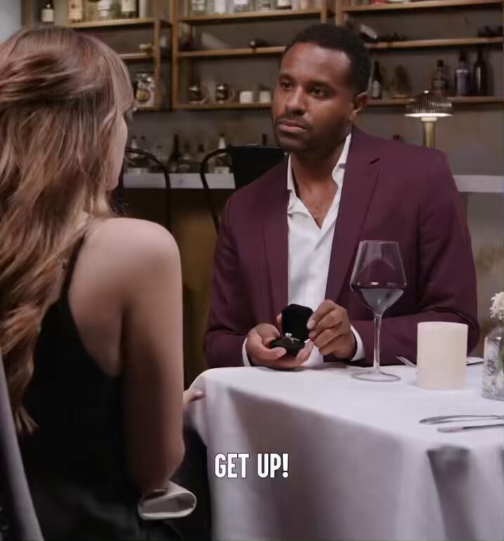 What a strong message, I love how they both communicated their feelings and worked through their issues, it's a great lesson for everyone in any type of relationship.🍿🎥
