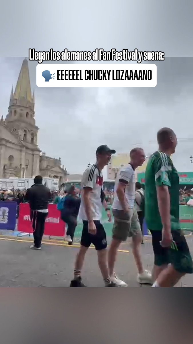 NADA, NAAADA se compara a los mexicanos 😅 Llegaron aficionados con la playera de Alemania y retumbó: "EEEEL CHUCKY LOZAAAANO" en el Fan Festival 🇲🇽